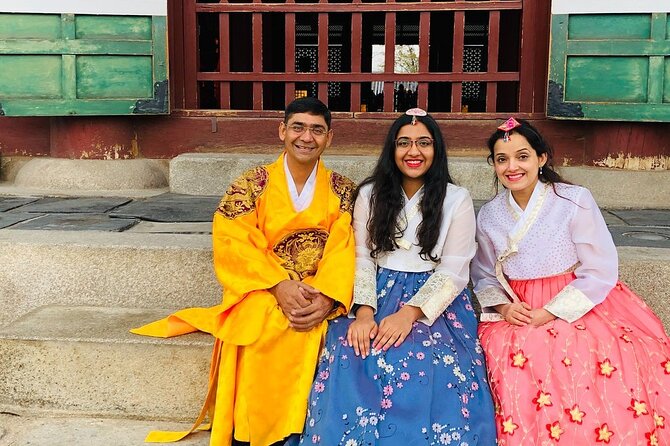 Gyeongbokgung Palace Hanbok Rental Experience in Seoul - Hanboknam at 133-5 Sajik-ro