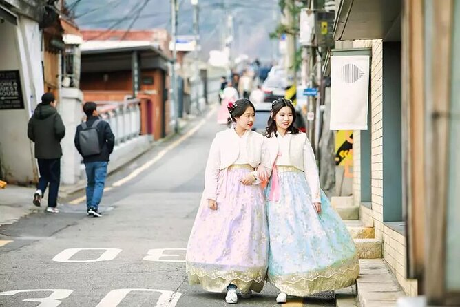Gyeongbokgung Palace Hanbok Rental Experience in Seoul - What the $7 price really buys you