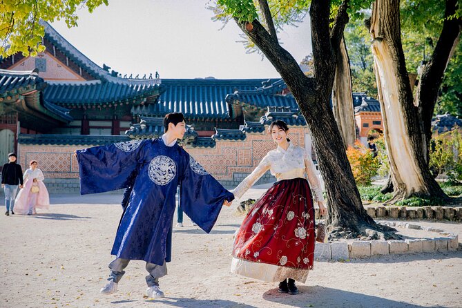 Gyeongbokgung palace,seoul with gigibebe hanbok rental - Two Hours Around Gyeongbokgung Palace