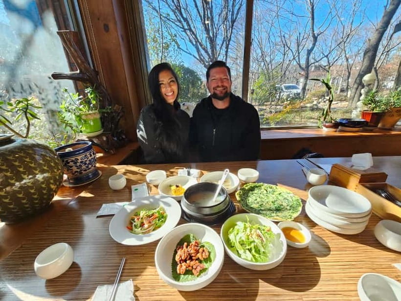 Gyeongju: Private Car Tour with a Licensed Tour Guide - Hongsi Hanjeongsik and the best kind of Korean lunch