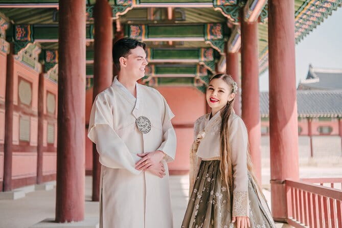 Hanbok Photoshoot and History Tour at Gyeongbokgung Palace - Key points before you book