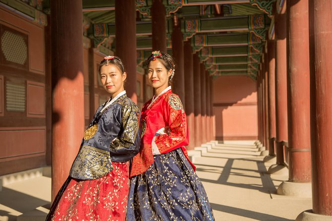 Hanbok rental, hanbok experience - Hair, ornaments, and the useful little extras