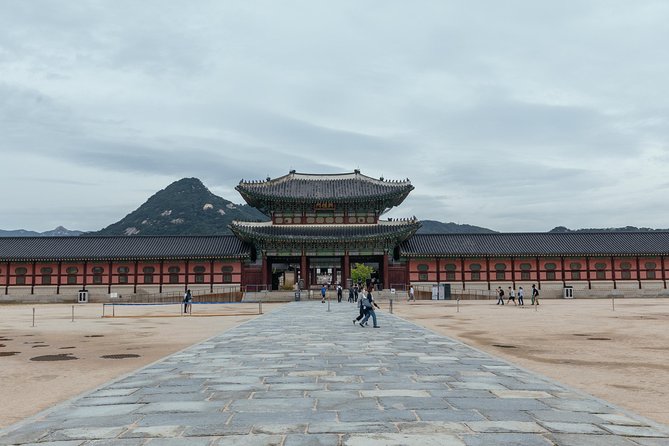 Highlights & Hidden Gems With Locals: Best of Seoul Private Walking Tour - Bukchon Hanok Village: Seoul’s Best Walking Section