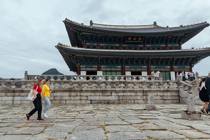 Highlights & Hidden Gems With Locals: Best of Seoul Private Walking Tour - Heat, Hills, and the Pace of the Walk