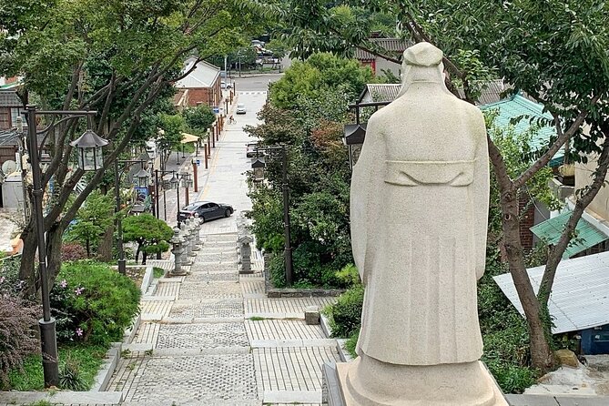 Incheon Port History Tour by 19th Century Electric Car, KTourTOP10 - Jemulpo Club and the foreign community