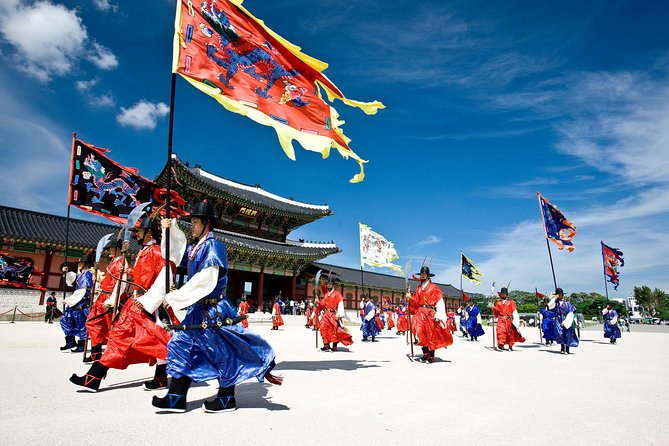 Incheon Port Transfer to Seoul (NCL/CELEBRITY) or Vice Versa - The private minivan makes the first Seoul hours easier