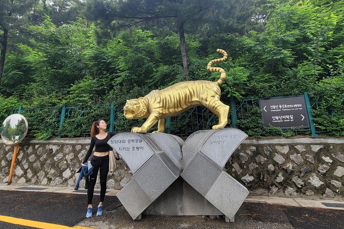 Inwangsan hike & historical sites - Starting at Sajik Park and its sacred sites