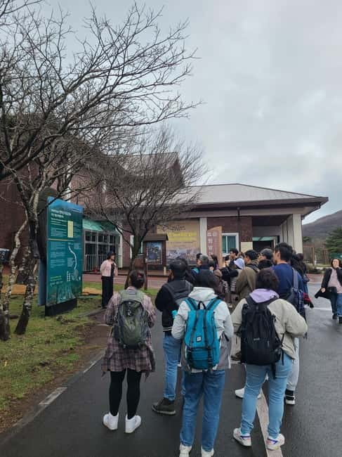 Jeju: Cherry Blossom South & West Day Tour with Hotel Pickup - Morning pickup and the ride to Hallasan