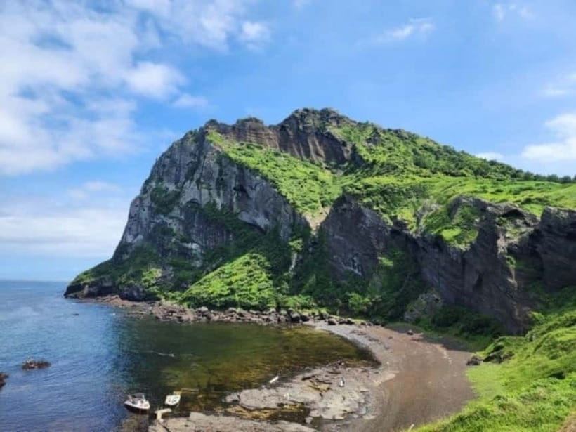 Jeju: Eastern UNESCO and Must-See Spots Tour - Haenyeo Museum: understanding Jeju’s women of the sea