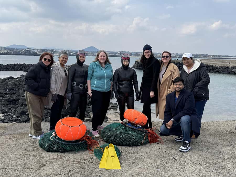 Jeju: Eastern UNESCO Join in Tour (Seongsan, Haenyeo) - Micheon Cave replaces Manjanggul