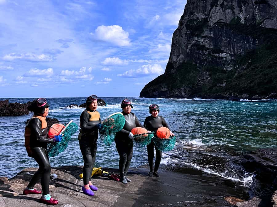 Jeju: Eastern UNESCO Join in Tour (Seongsan, Haenyeo) - Four pickup points around Jeju City
