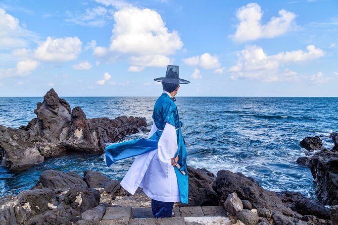 [Jeju] Hanbok Private guide tour & photo session in beautiful Yongduam rock, - What you receive after the camera stops