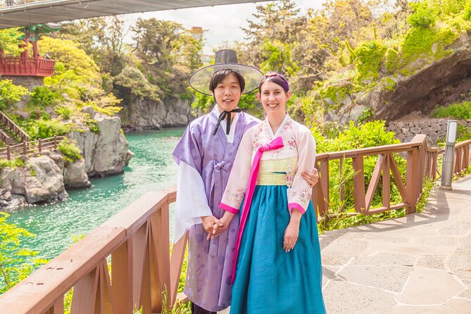 [Jeju] Hanbok Private guide tour & photo session in beautiful Yongduam rock, - Who will enjoy this most
