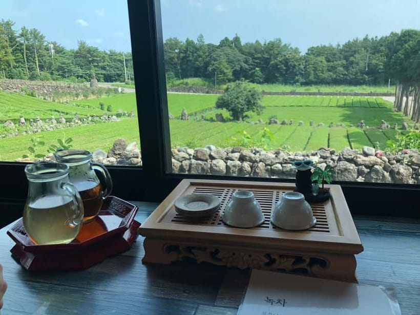 Jeju Island: Customized Private Full-Day Van Tour - Seongsan Ilchulbong, the day’s big view