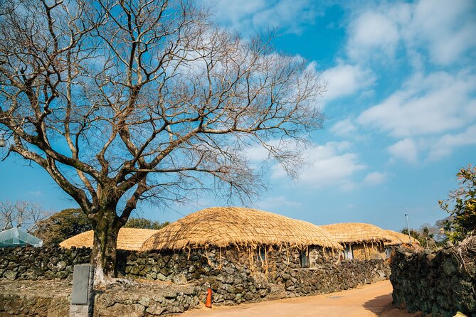 Jeju island Eastern UNESCO site Full Day Guided Tour - Ending at Dongmun Market