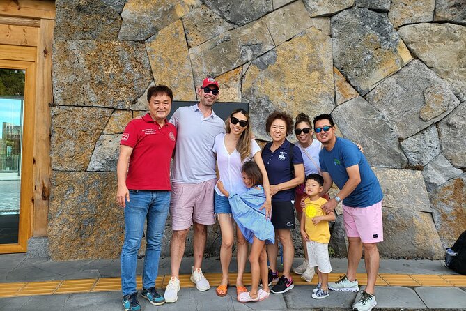 Jeju island Jumbo taxi Private Tour with Mr.Hong west of jeju - Why west Jeju works well in one private day