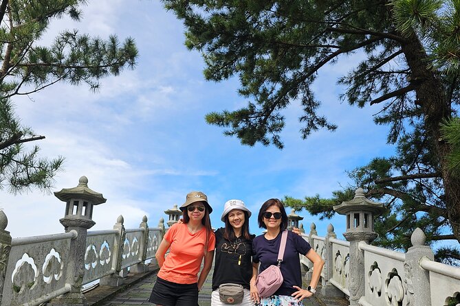 Jeju island Jumbo taxi Private Tour with Mr.Hong west of jeju - A private taxi makes the itinerary more forgiving