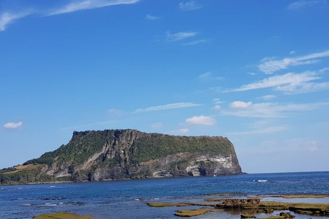Jeju island Private Tour - UNESCO Day Tour & Haenyeo Performance - Key points at a glance