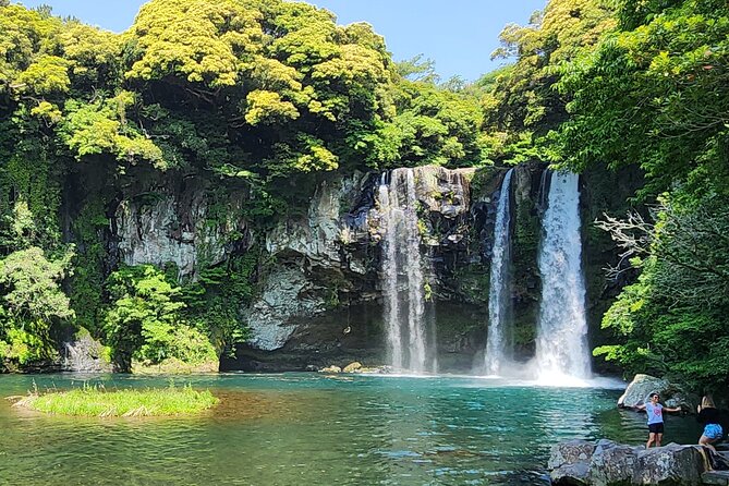 Jeju island Southern UNESCO Day Tour With Hallasan MT - The five best reasons to choose this southern Jeju route