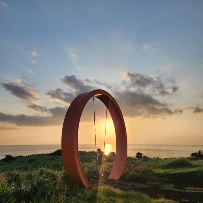 Jeju Island: Sunrise Guided Tour with Hotel Pickup - What happens at Seopjikoji