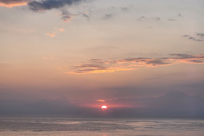 Jeju island Sunrise Tour Early Morning with Hotel Pickup - Guides who make a difference at an awkward hour