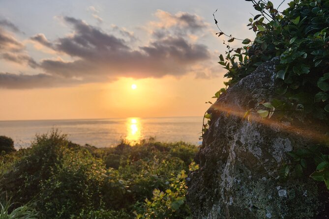 Jeju island Sunrise Tour Early Morning with Hotel Pickup - What the ride and pickup add