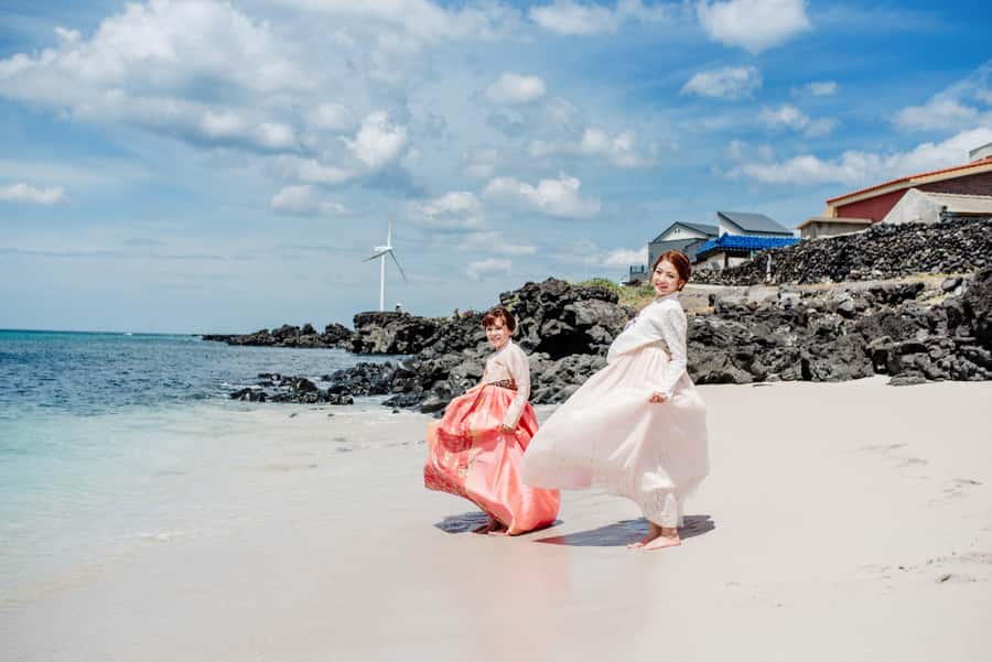 Jeju Premium Small Group UNESCO Day Tour - East - Key points at a glance