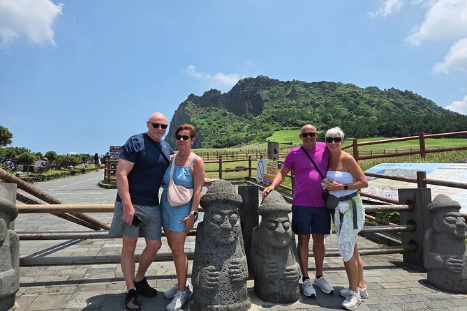 Jeju Private Taxi Tour with a Licensed English Guide-Driver - The schedule is ambitious, so use your driver well