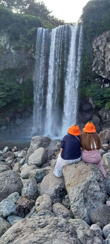 Jeju: Private Tour with an English Guide and a Vehicle - Price and what you still pay