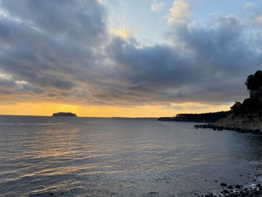 Jeju: Seogwipo City Walking Tours with Sunset - Why This Evening Route Works