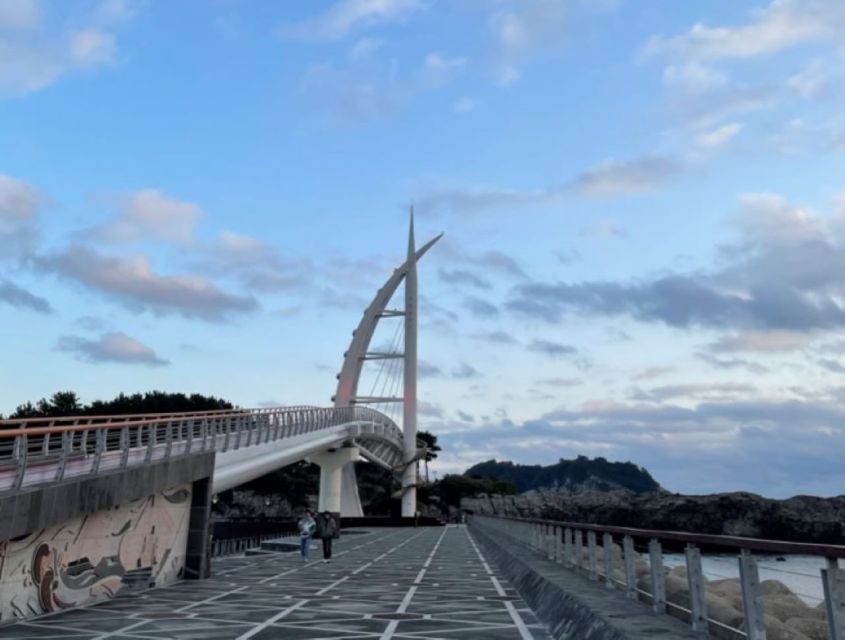 Jeju: Seogwipo City Walking Tours with Sunset - Saeyeongyo Bridge at Sunset