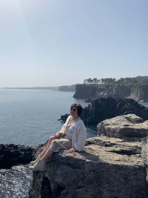 Jeju: Southern UNESCO Geopark Day Tour - Lunch is simple, flexible, and not included