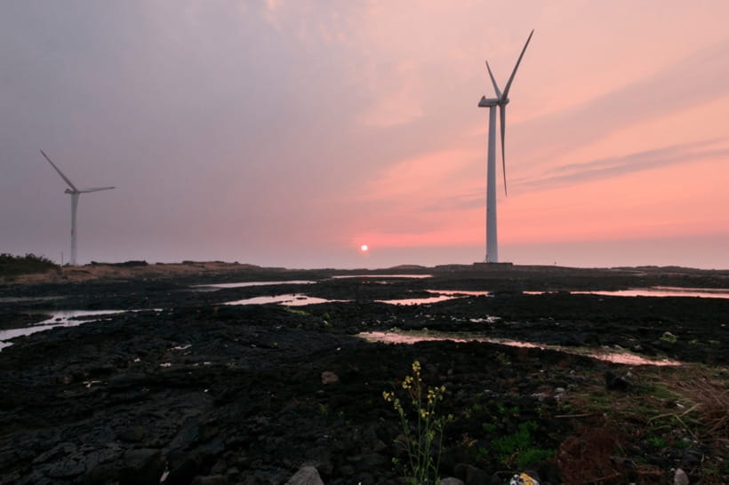 Jeju: Sunset Tour Olle Trail Walking Tour with Hotel Pickup - Weather, Clothing, and Sunset Timing