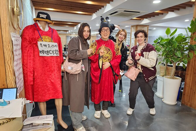 Jeonju Hanok Village and Maisan Tapsa Temple Day Tour From Seoul - Maisan Tapsa Temple and the stone pagodas