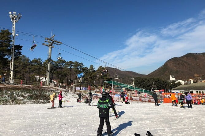 Jisan Forest Ski Resort and Everland 1 Day Tour - Leaving Seoul for Jisan Forest Resort