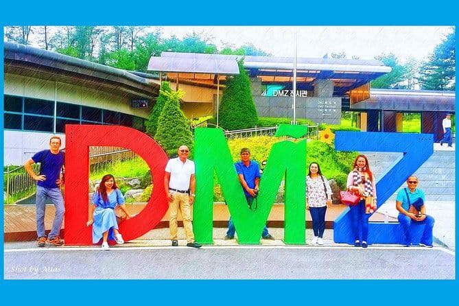 K-pop boyband Film Location Private Day Trip - Private guiding with Jonathan, Jay, and the BTS conversation