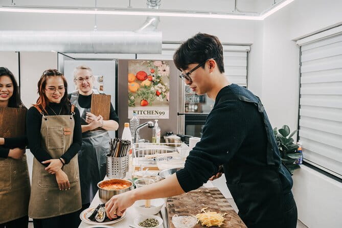 Korea Cooking Class with 3 stars Michelin Chef & Content creators - Visiting the market before the cooking begins