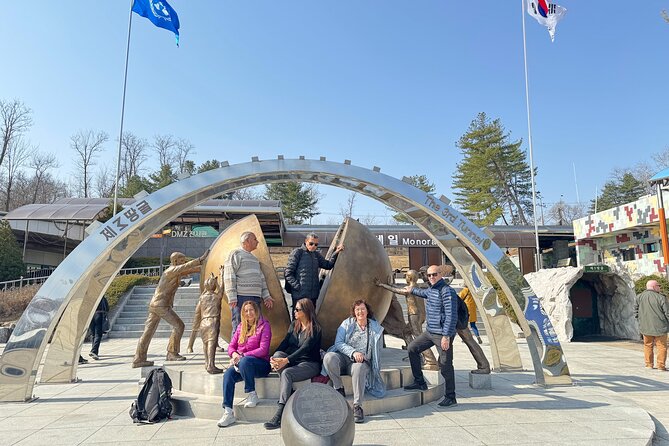 Korea DMZ Private Tour with War Memorial Tour as Service - Why This Private DMZ Tour Feels Different
