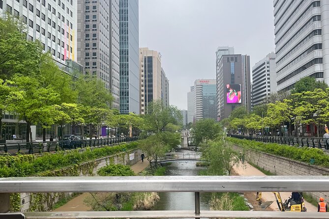 [KoreaByLocal] Authentic Seoul Night Walk and Chicken & Beer - Gwanghwamun Square: the public face of Seoul