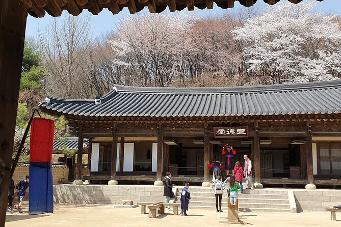 Korean Folk Village Half-day Guided Tour from Seoul - Seeing traditional crafts at working workshops