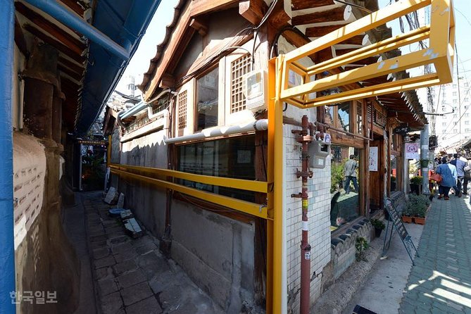 Korean History & Heritage Tour - Cheonggyecheon Stream and Seoul’s urban story