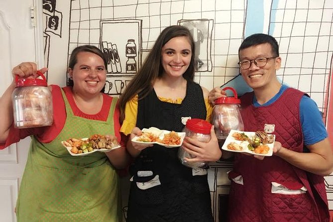 Korean Kimchi Making Day Experience with a Local Market Tour - Who should book this experience?