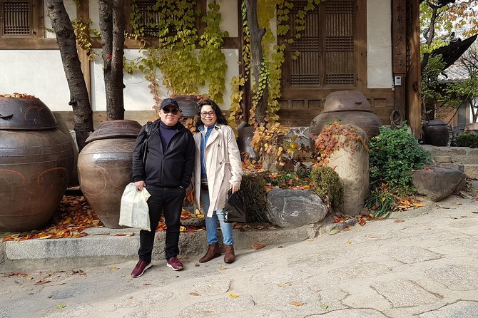 Layover Tour for essential Seoul City & Gourmet tour(Incl. Lunch) - Gyeongbokgung Palace and the royal guard ceremony