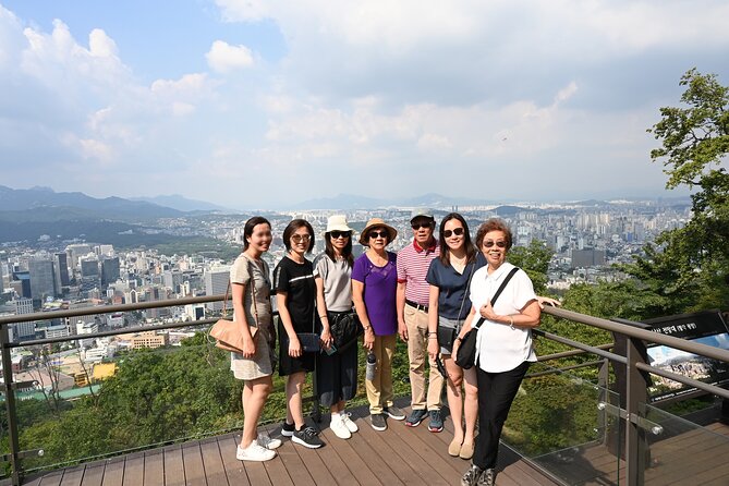 Layover Tour from Incheon Airport to Seoul with a Tour Specialist - Starting with Gyeongbokgung Palace