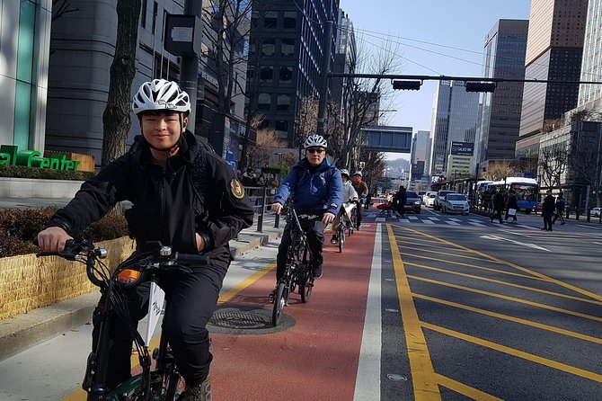 Market Food Tour & Evening E-bike Ride in Seoul - Why an evening e-bike ride works so well in Seoul