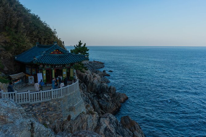 Mount Seorak and Naksansa Temple One Day Tour from Seoul - Guides can make or break a long day