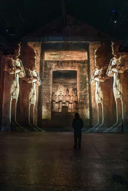 Nami & Maple Road & Theatre des Lumieres Day Tour from Seoul - Transport, guides, and the pace of the day