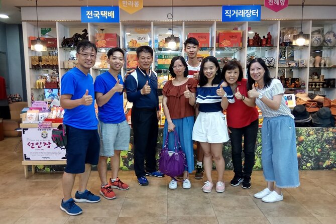 One day private Customized jeju tour - All Area in jeju island - O’sulloc gives you a quiet pause among tea fields