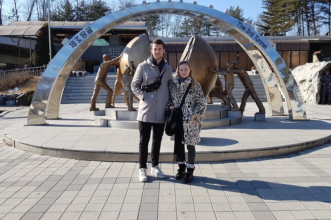 One day Private DMZ Tour & Gamaksan suspension bridge - The 8:00 am start and private ride