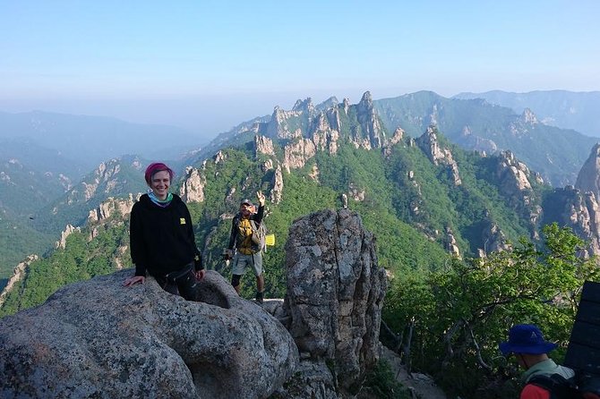 One-Day Tour for stunning Mt.Seoraksan from Seoul - Who will get the most from this outing